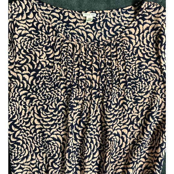 Forever 21 Women’s Size S I Love H81 Floral ¾ Length Sleeve Pleated Peplum Top - Picture 4 of 11